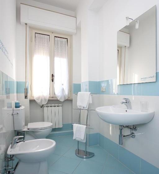 اتاق اکونومی, B&b Cento Passi Dalle Mura