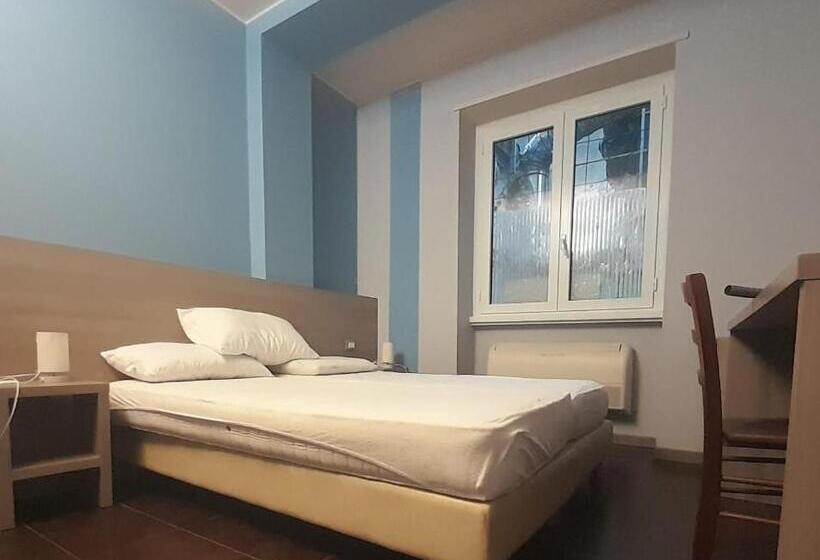 اتاق استاندارد چهار تخته, Hll Hotel Lungolago Lecco Como Lake