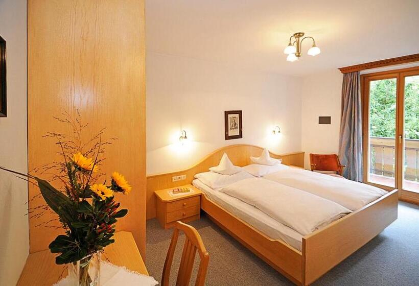 اتاق استاندارد, Pension Laurin