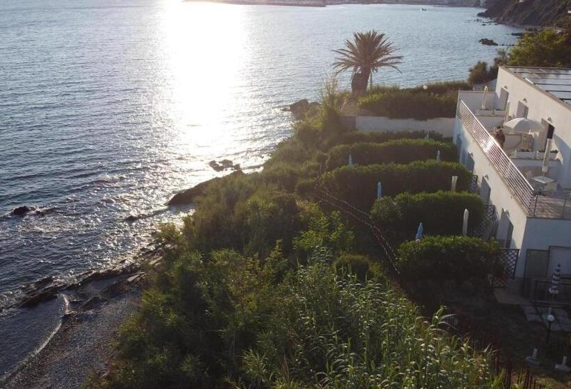 اتاق استاندارد با تخت بزرگ, La Rosa Dei Venti Resort