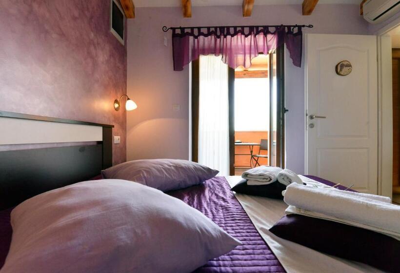 Standaardkamer met Balkon, Bed And Breakfast Casa Rustica