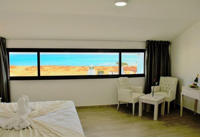 اتاق استاندارد با چشم‌انداز دریا, Livvo Budha Beach