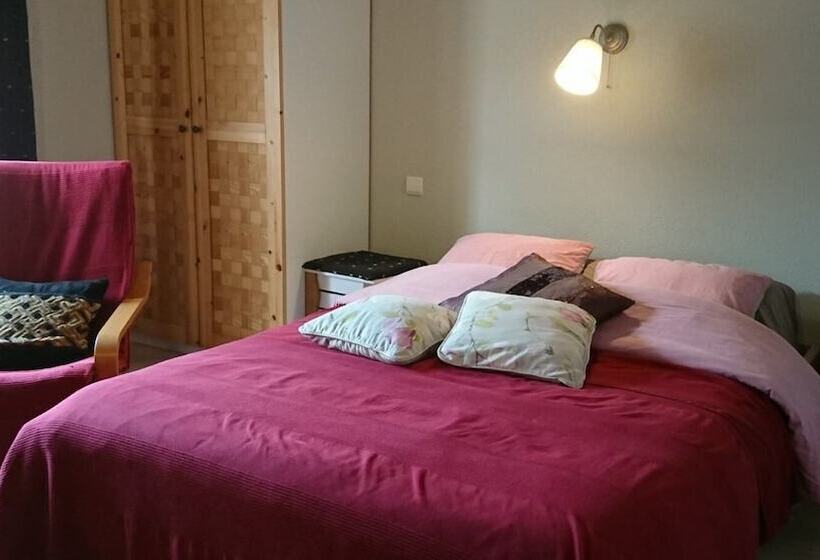 Студия Стандарт, Relais De Laval