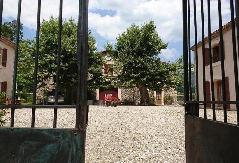 Студия Стандарт, Relais De Laval