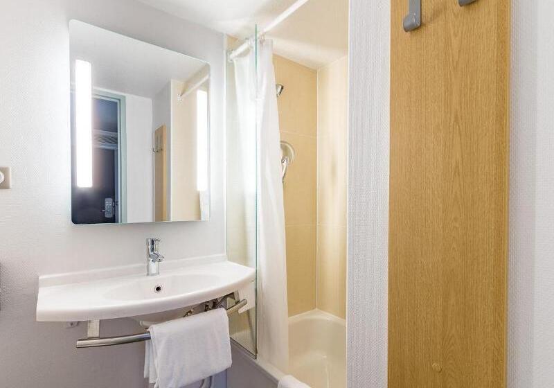 Номер Стандарт, B&b Hotel Tours Nord 1 Val De Loire