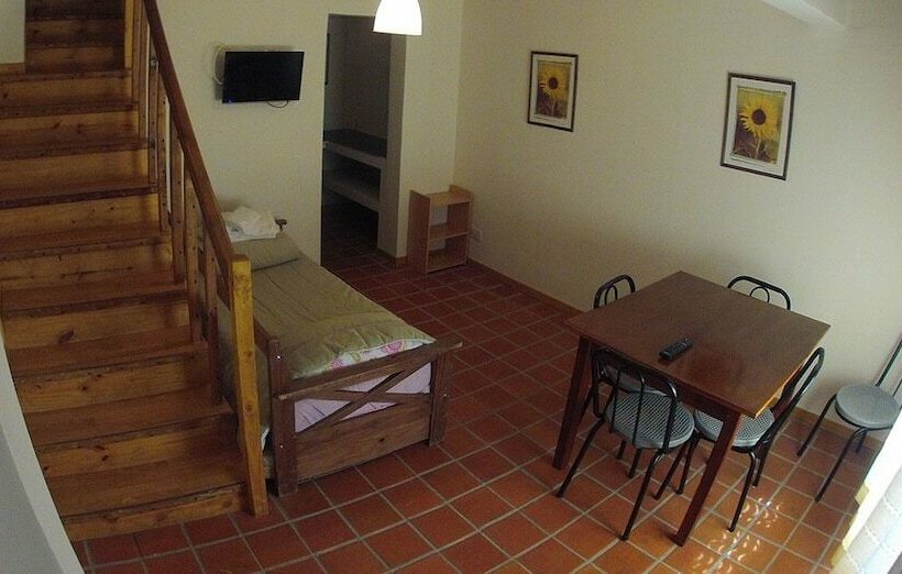 آپارتمان 1 خوابه, Las Avutardas Hosteria