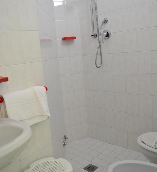 Quarto Familiar, Playa E Mare Nostrum