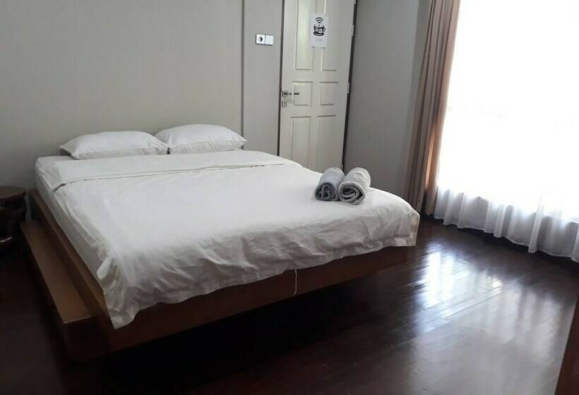 Standart Oda, Bonsai Surf Lodge   Hostel