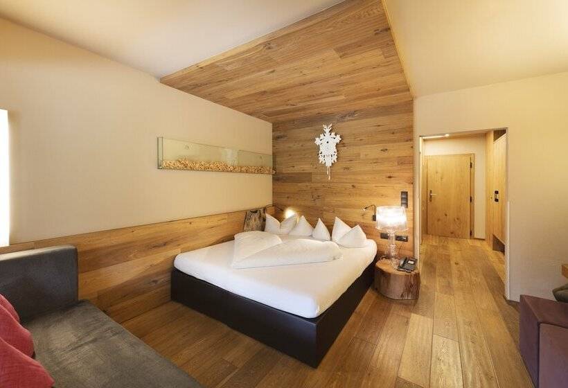 سوییت, Almhof Family Und Wellness Resort