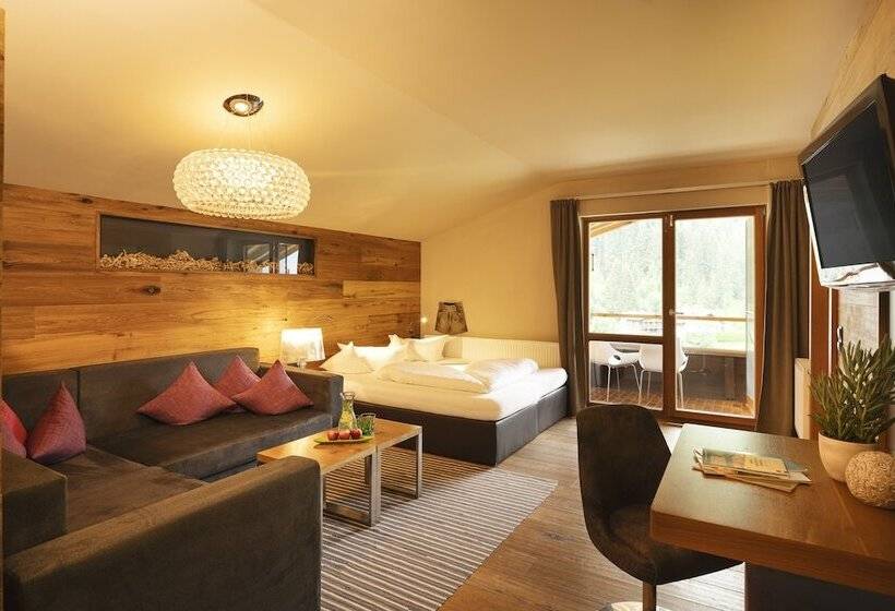 سوییت لوکس, Almhof Family Und Wellness Resort