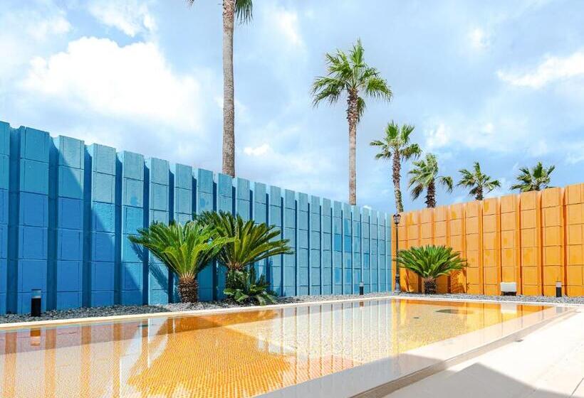 اتاق خانوادگی با چشم‌انداز دریا, Boutique Pool Villa Namib