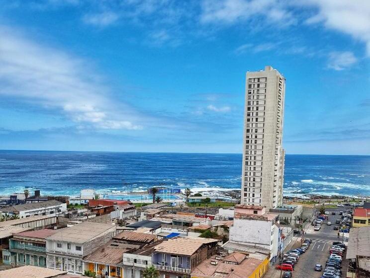 غرفة قياسية ثلاثية, Ibis Budget Iquique