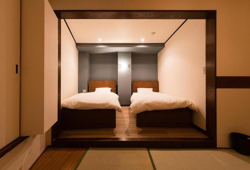 Superior Oda, Tokyo Guest House Ouji Music Lounge