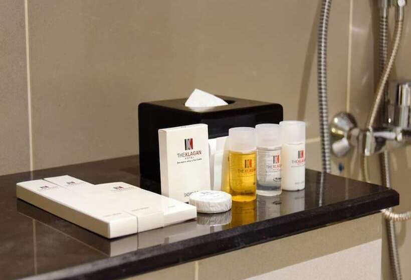 جناح, The Klagan Riverson Hotel & Residence