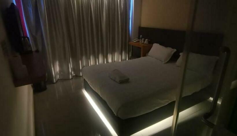 Номер Superior, Vevo Puchong Malaysia
