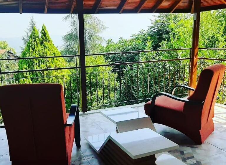 جناح مزود بتراس, Butik Hotel Maşukiye