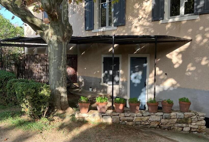 آپارتمان 1 خوابه با تراس, Villa Maredda