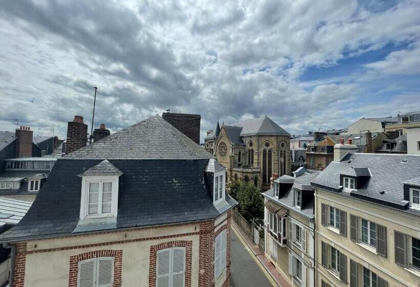 اتاق اکونومی, Le Trouville   Hotel De Charme