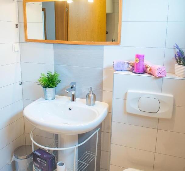 خانه 1 خوابه, Guest House Agava