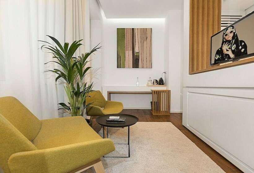 اتاق لوکس, Dominic Smart & Luxury Suites  Terazije