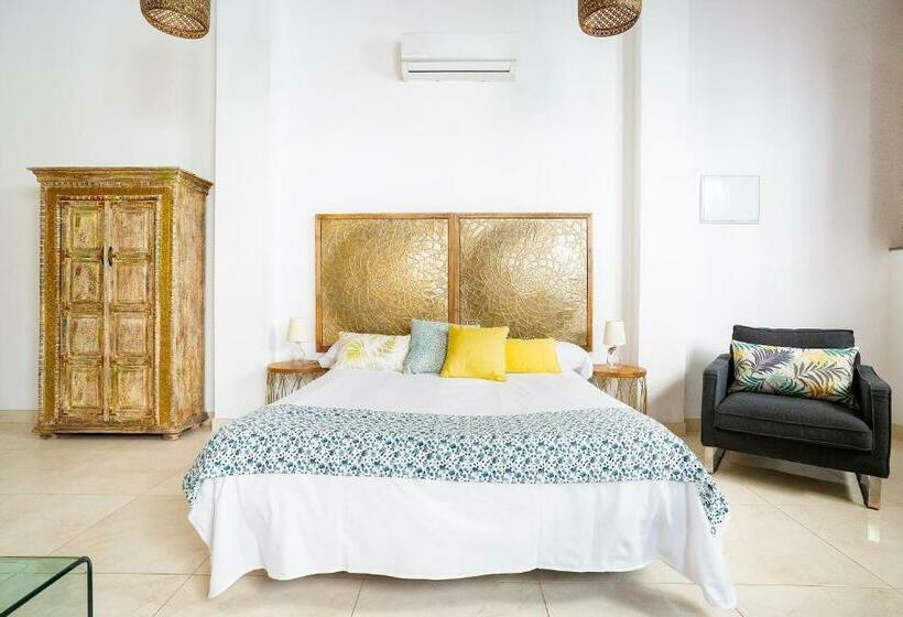 Deluxe Suite, El Charco Suites