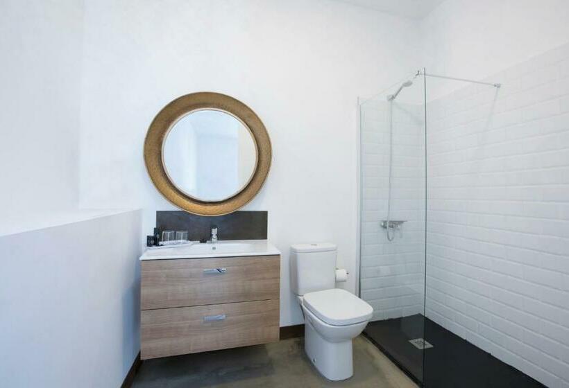 クラシックスイート, El Charco Suites