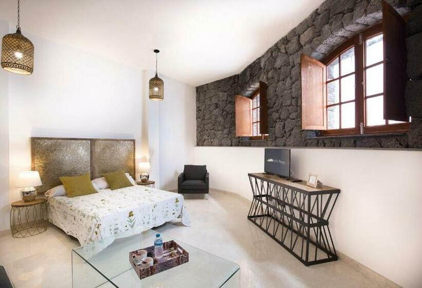 Deluxe Suite, El Charco Suites
