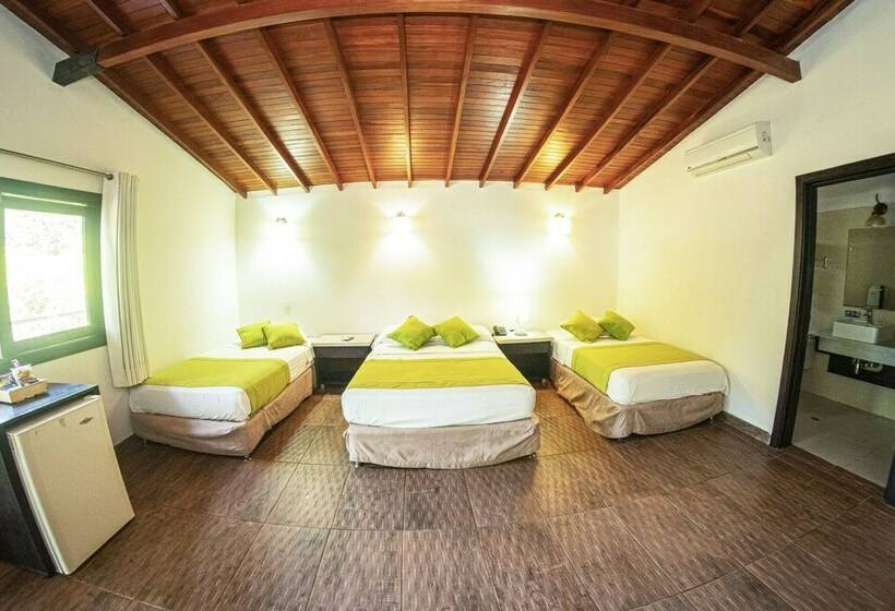Quarto Quádruplo Standard, La Ardilla De Santa Fe