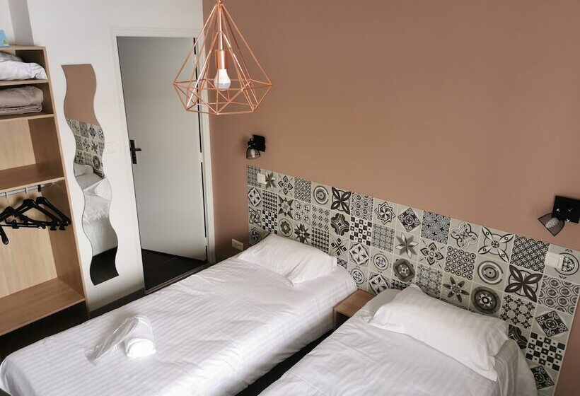 Номер Стандарт, Logis Hotel  Restaurant La Haie Des Vignes Séminaires Et Evènementiel