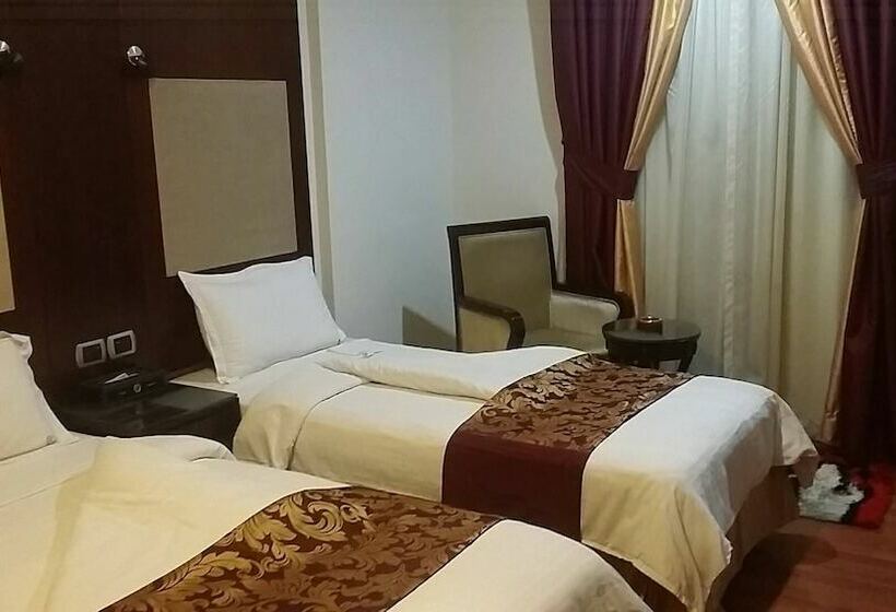 اتاق استاندارد, Raoum Inn