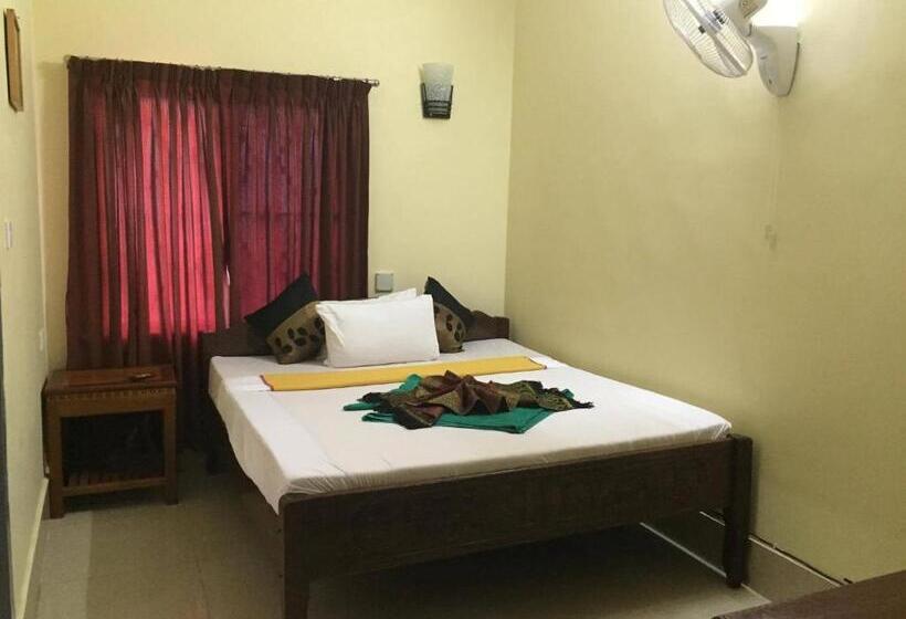اتاق استاندارد, Kampot Guesthouse