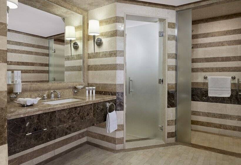 سوئیت با چشم‌انداز, Swissotel Al Maqam Makkah