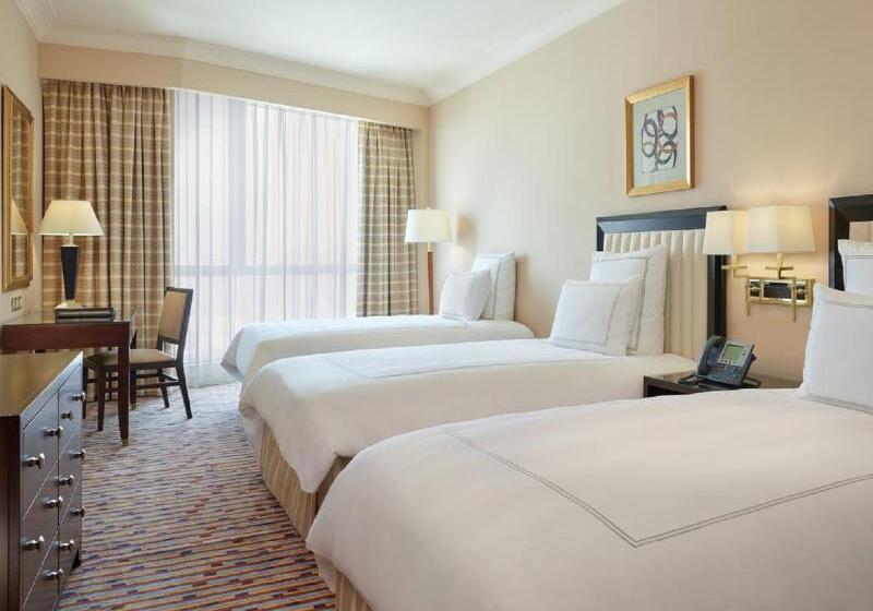 اتاق پریمیوم سه تخته, Swissotel Al Maqam Makkah
