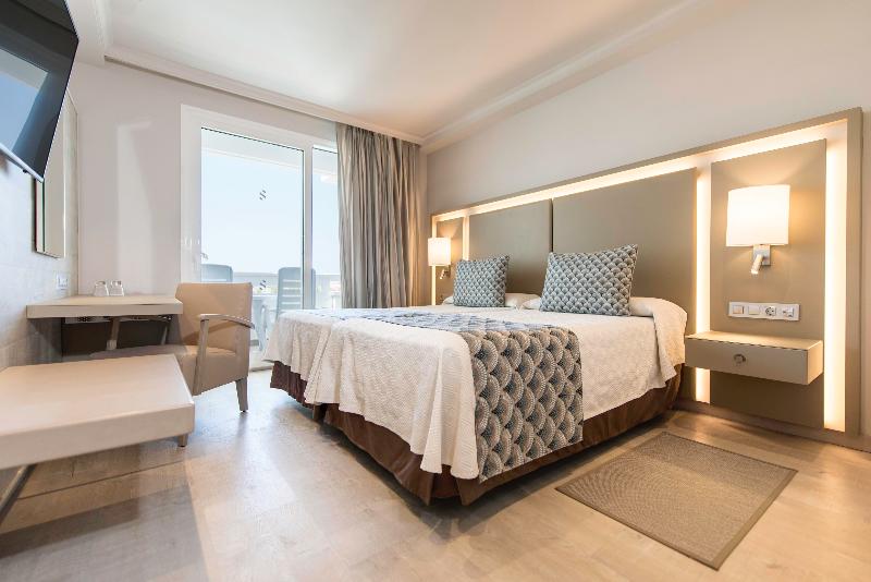 اتاق استاندارد چهار تخته, Swissotel Al Maqam Makkah