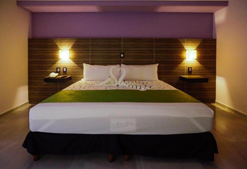 חדר סטנדרט עם מיטת קינג, Kavia Cancun