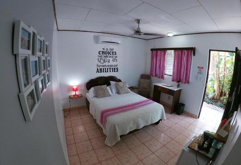 اتاق استاندارد, Perico Azul & Surf Camp