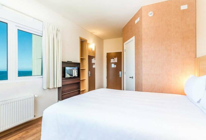 Номер Стандарт, Ibis Puerto Montt