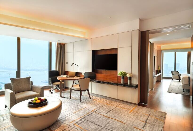 Полулюкс с Видом, Intercontinental Guangzhou Exhibition Center, An Ihg Hotel   Free Shuttle Between Hotel And Exhibiti
