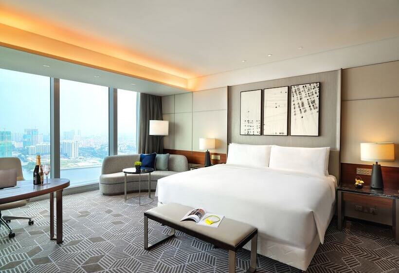 Номер Классика Двуспальная Кровать, Intercontinental Guangzhou Exhibition Center, An Ihg Hotel   Free Shuttle Between Hotel And Exhibiti