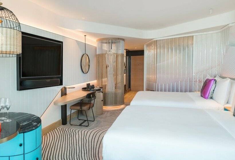 带2个双人床的标准工作室, W Brisbane