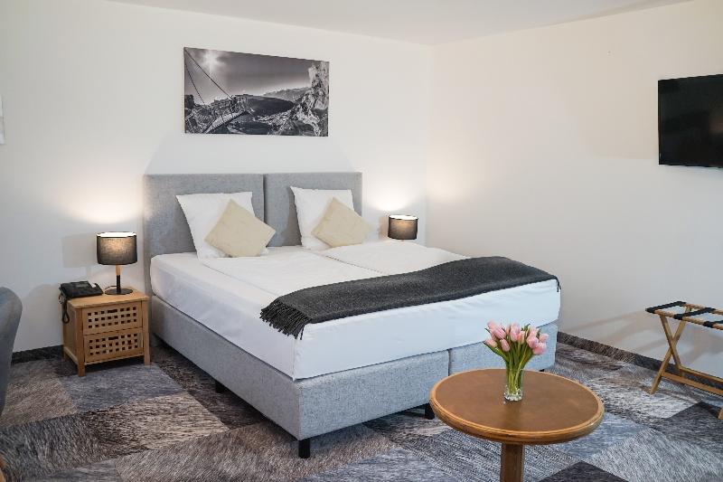 سوییت جونیور, De France By Thermalhotels