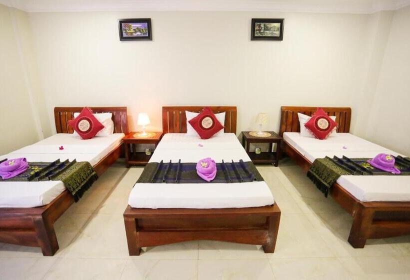Номер Стандарт Трехместный, Blue Diamond Hostel