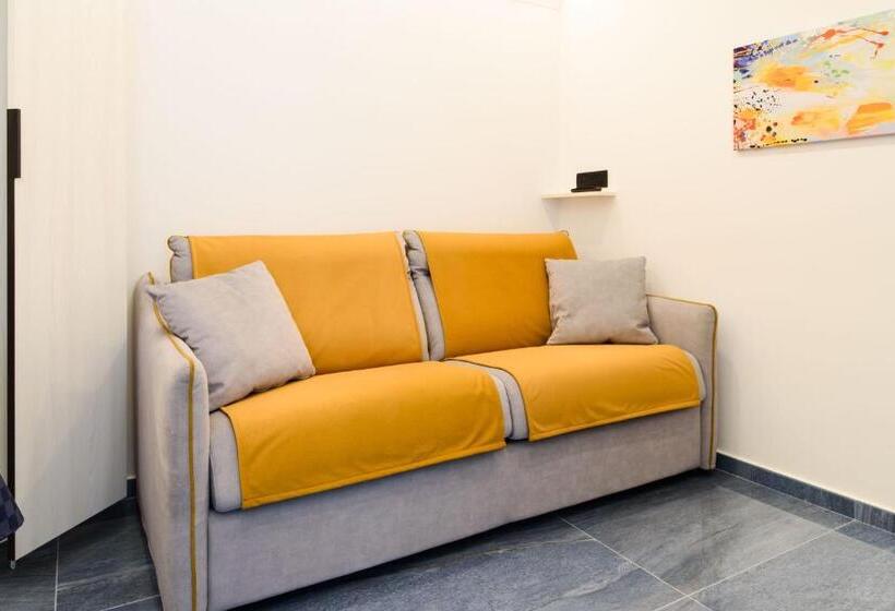 Люкс Deluxe Кровать Кинг, Cloister Suites Amalfi