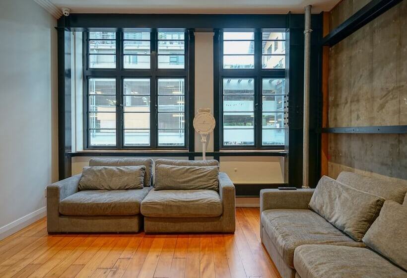 اتاق استاندارد با سرویس بهداشتی مشترک, The Marion Hostel