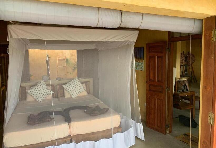 اتاق استاندارد با چشم‌انداز دریاچه, Kitelantis Hotel And Resort