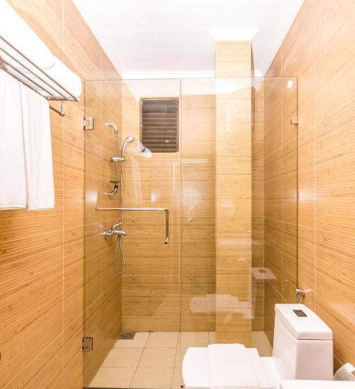 Номер Стандарт Трехместный, Mount Best Hotel  Mount Lavinia