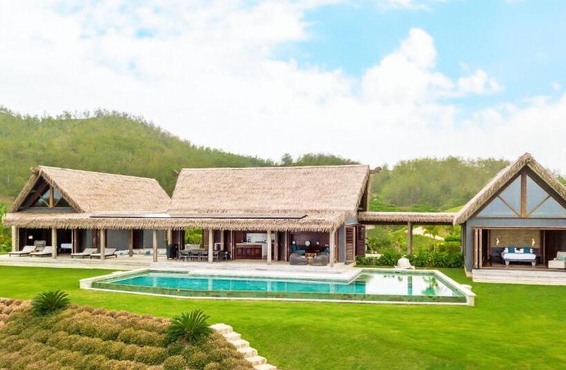 스탠다드 룸 바다 전망, Six Senses Fiji