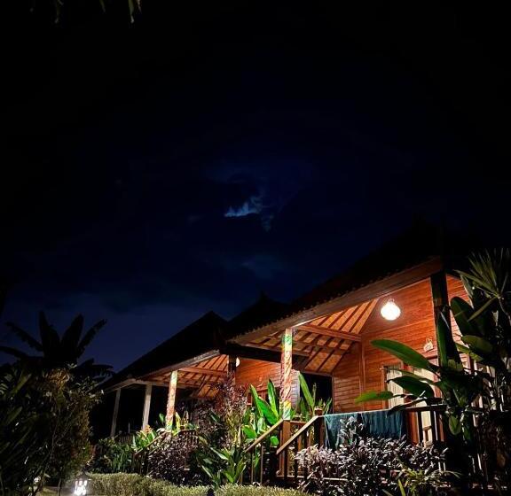 Номер Стандарт Вид на Сад, Lembongan Seaview