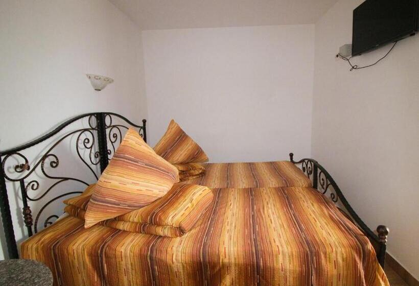 Номер Стандарт Трехместный, Motel Aris Meridian