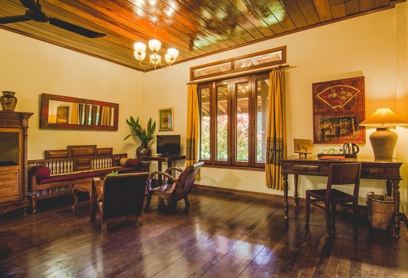 سوییت سوپریور, Terres Rouges Lodge